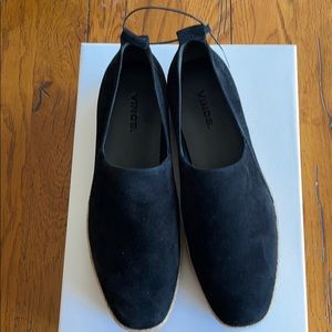 Vince Black and Tan Saxon sneaker shoes - size 6.5